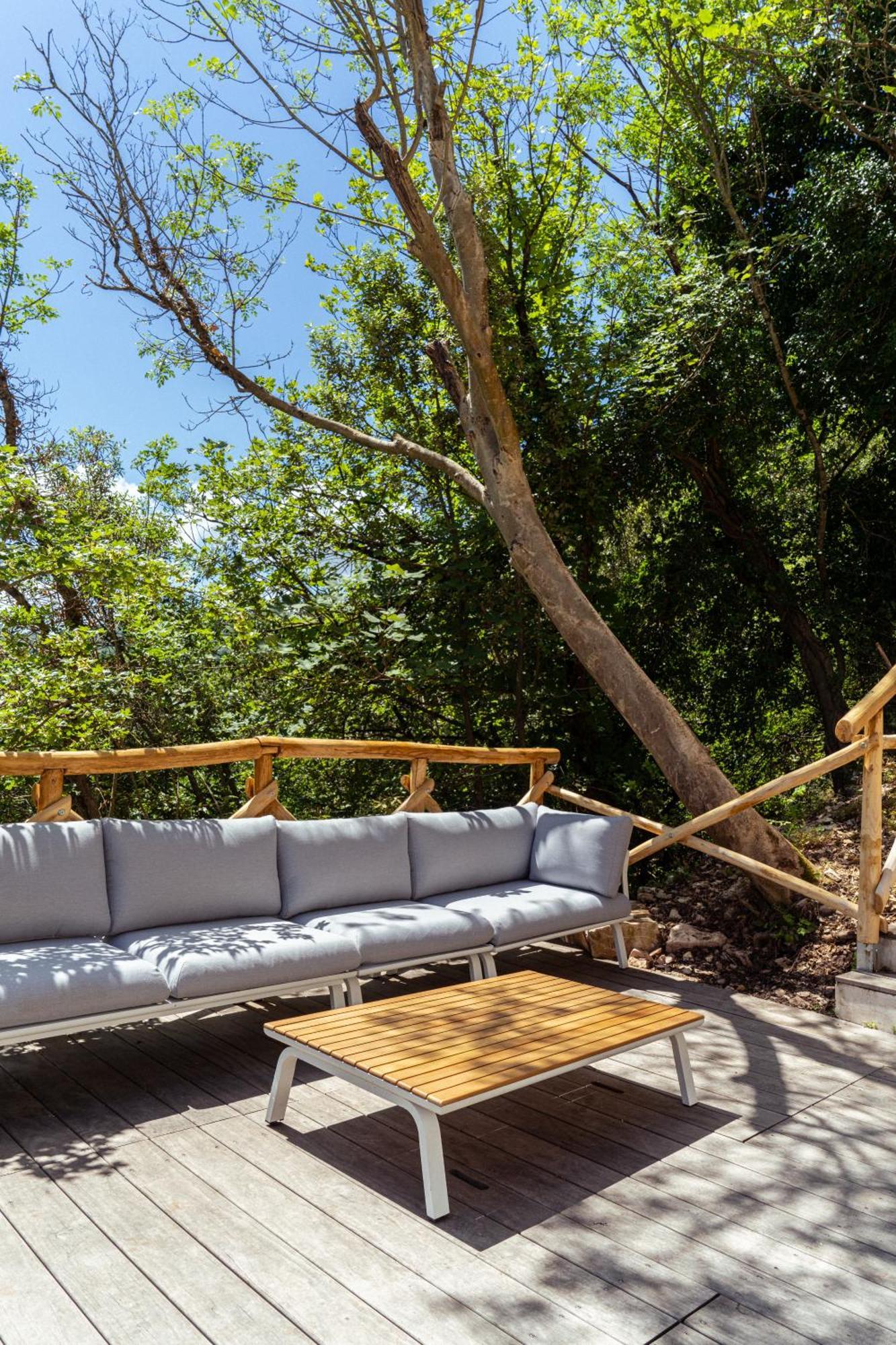 La Forestale Luxury Ecolodge Piano Terra- Appt Acqualagna Exterior photo