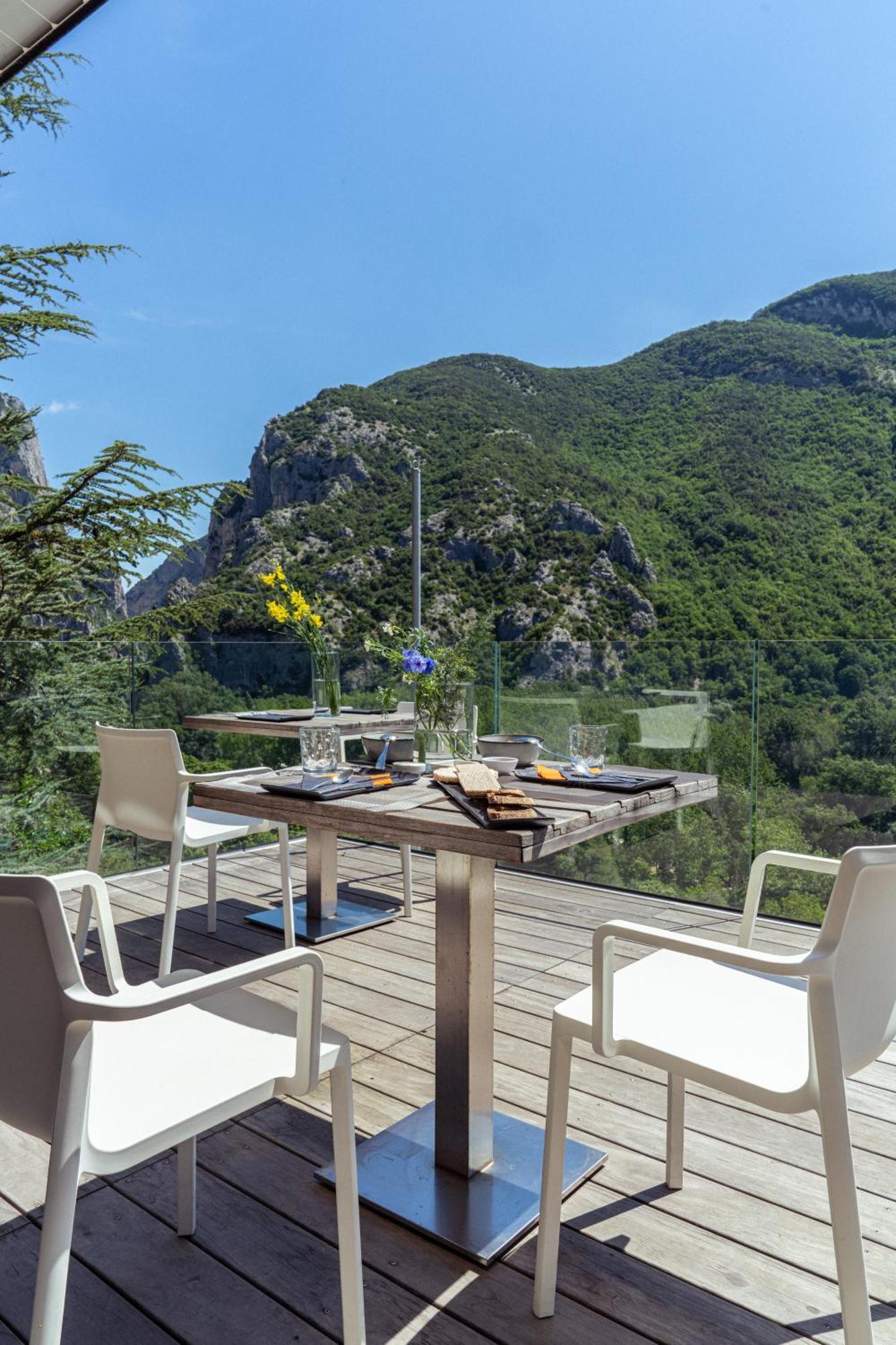La Forestale Luxury Ecolodge Piano Terra- Appt Acqualagna Exterior photo
