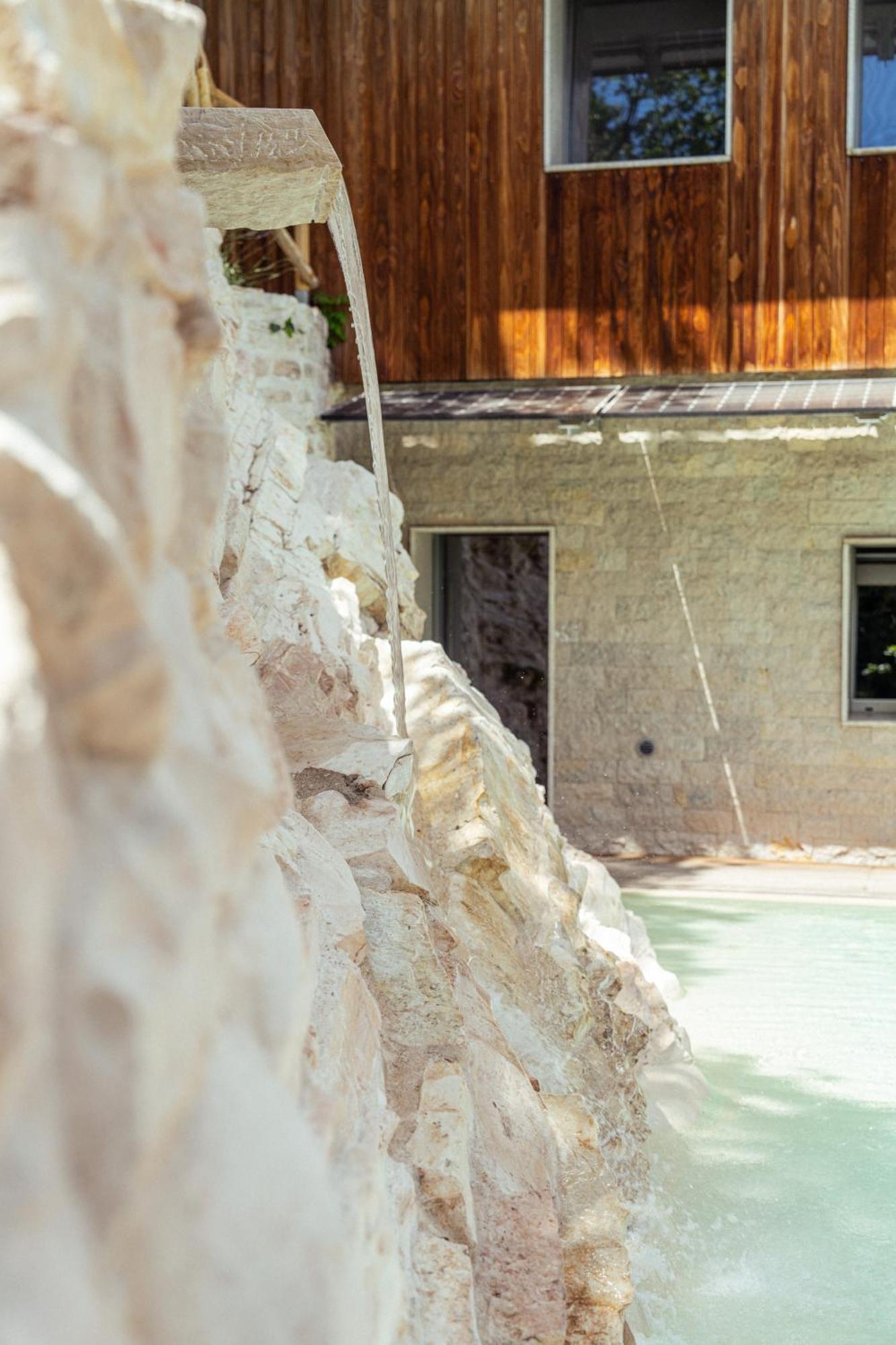 La Forestale Luxury Ecolodge Piano Terra- Appt Acqualagna Exterior photo
