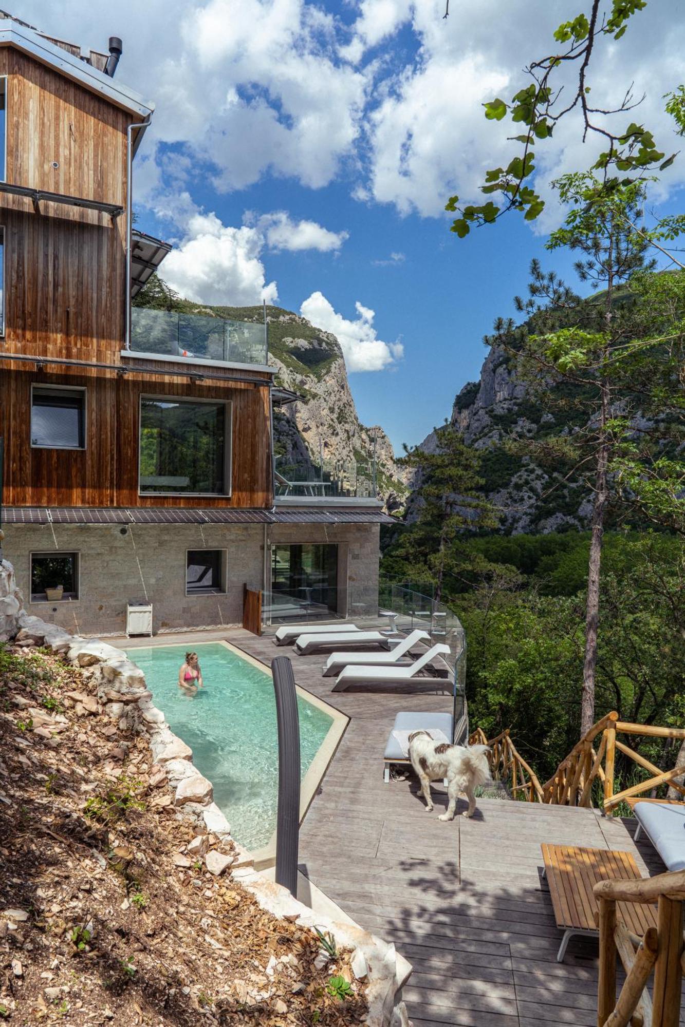 La Forestale Luxury Ecolodge Piano Terra- Appt Acqualagna Exterior photo