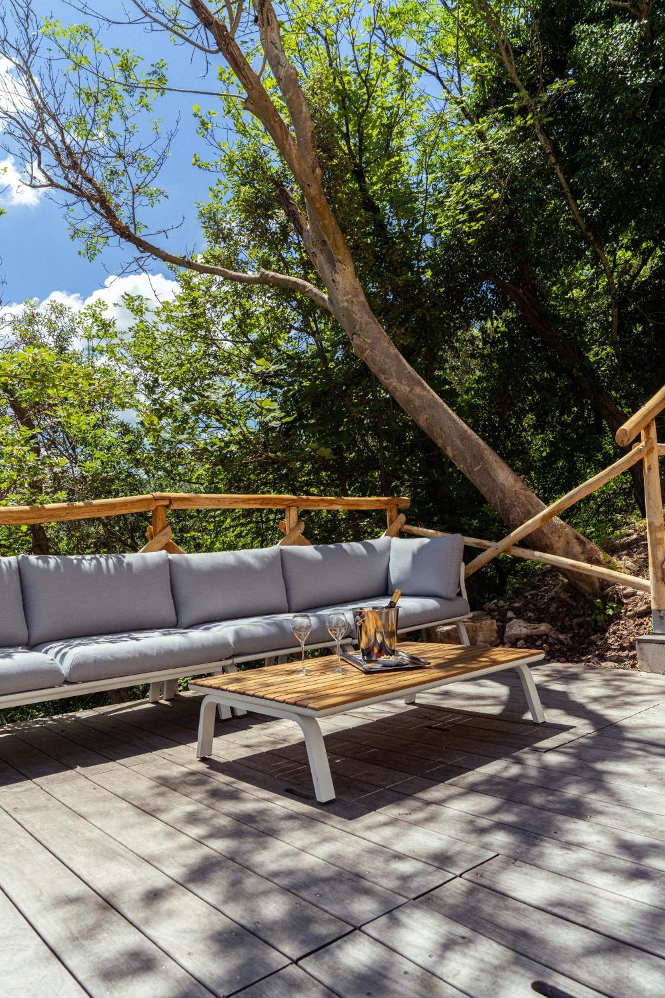 La Forestale Luxury Ecolodge Piano Terra- Appt Acqualagna Exterior photo